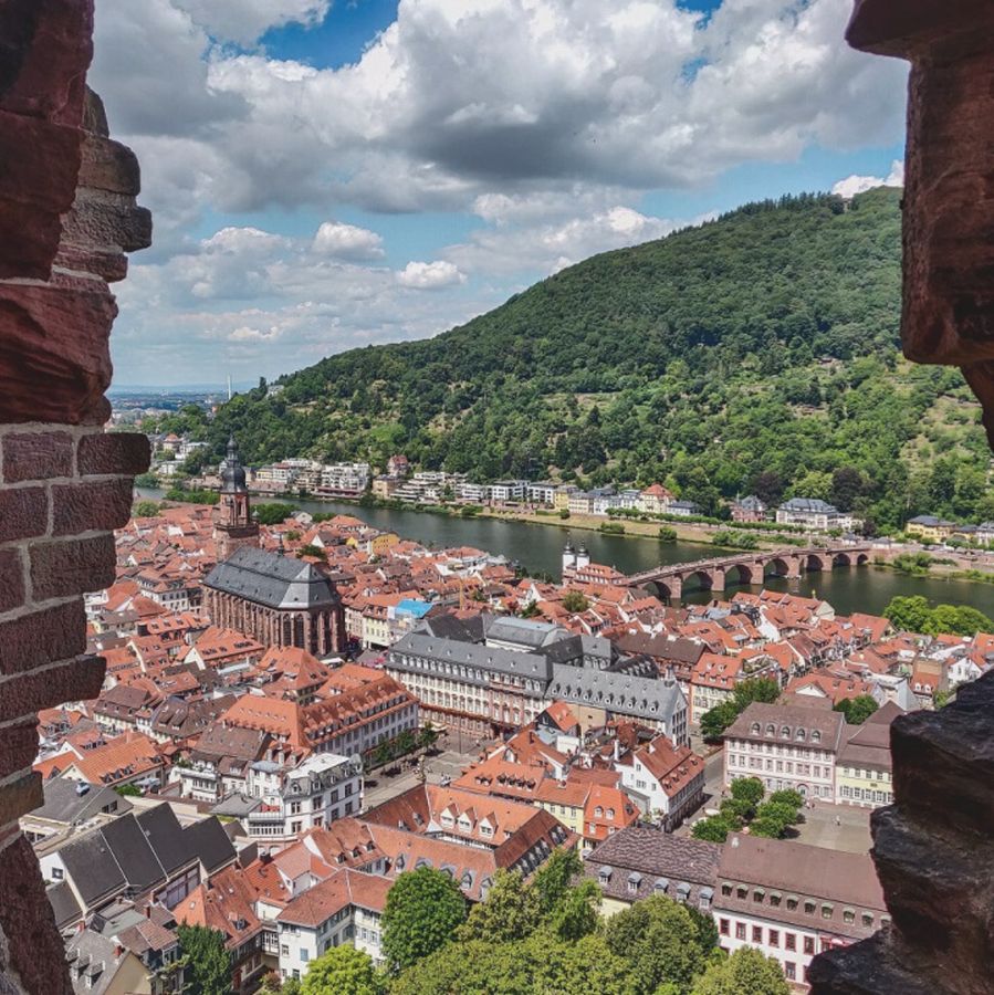 Sightseeing Heidelberg: Blick vom Schloss auf die Altstadt 
